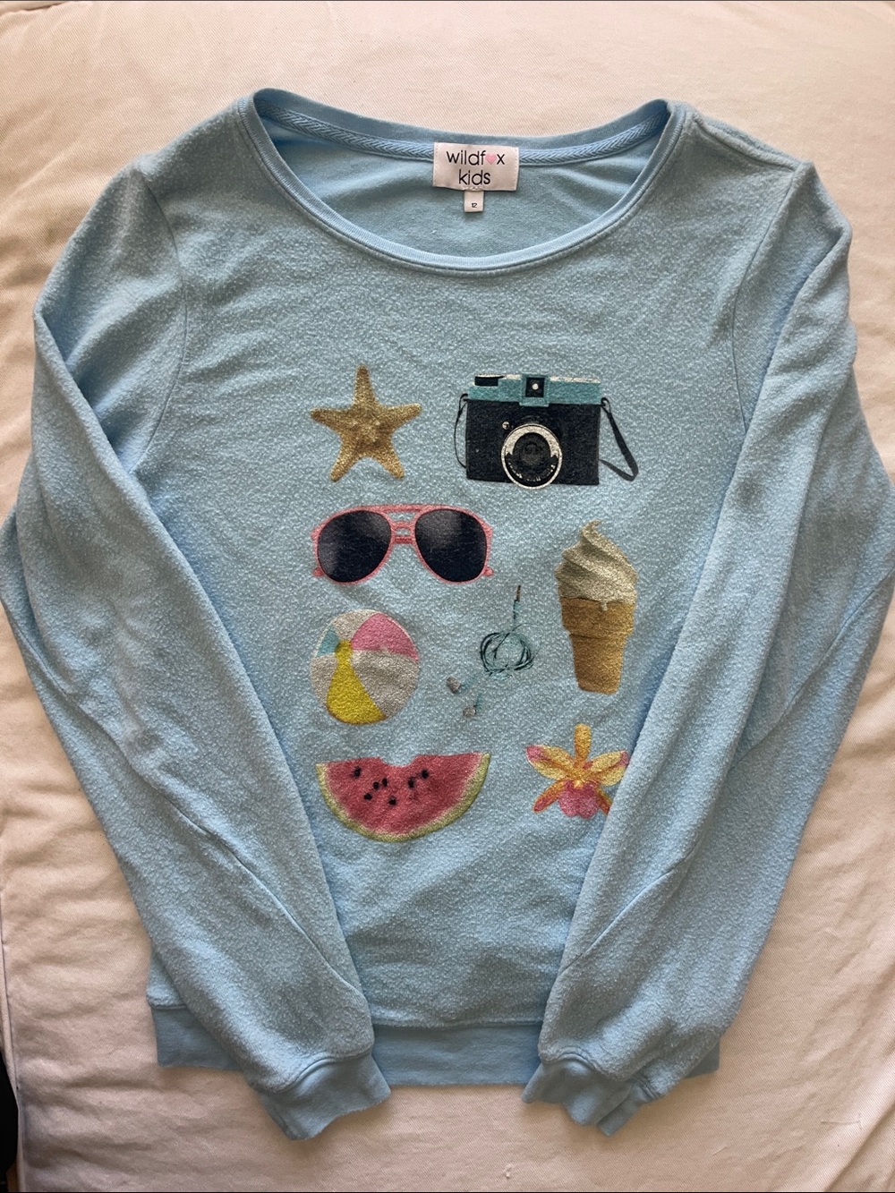 WILDFOX KIDS Girls Size 12  Light Blue Top/Sweatshirt